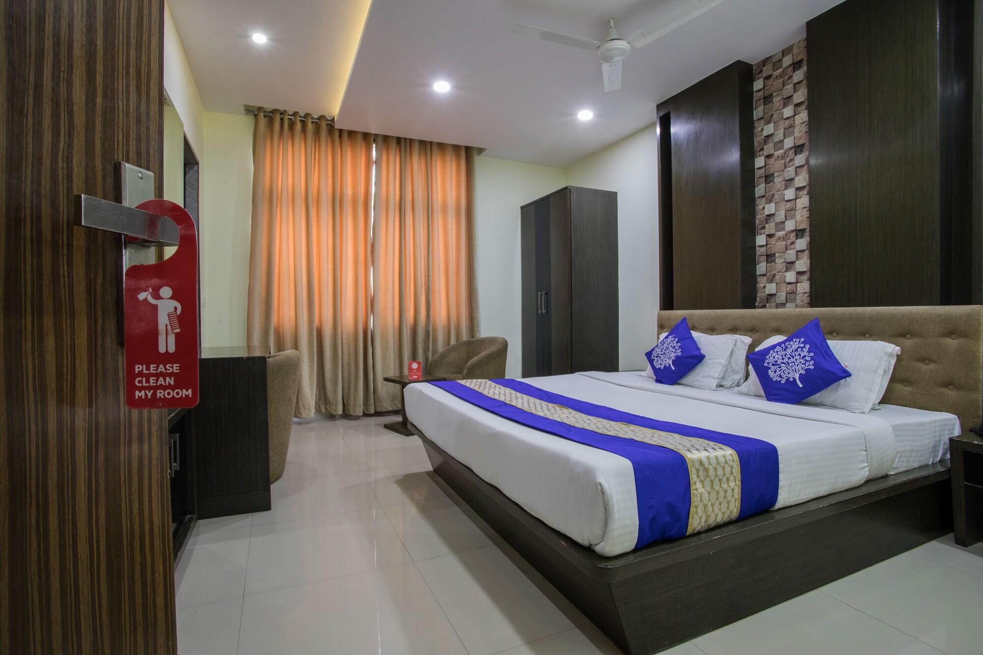 Capital O 1546 The Sensation Hotel Indore Bagian luar foto