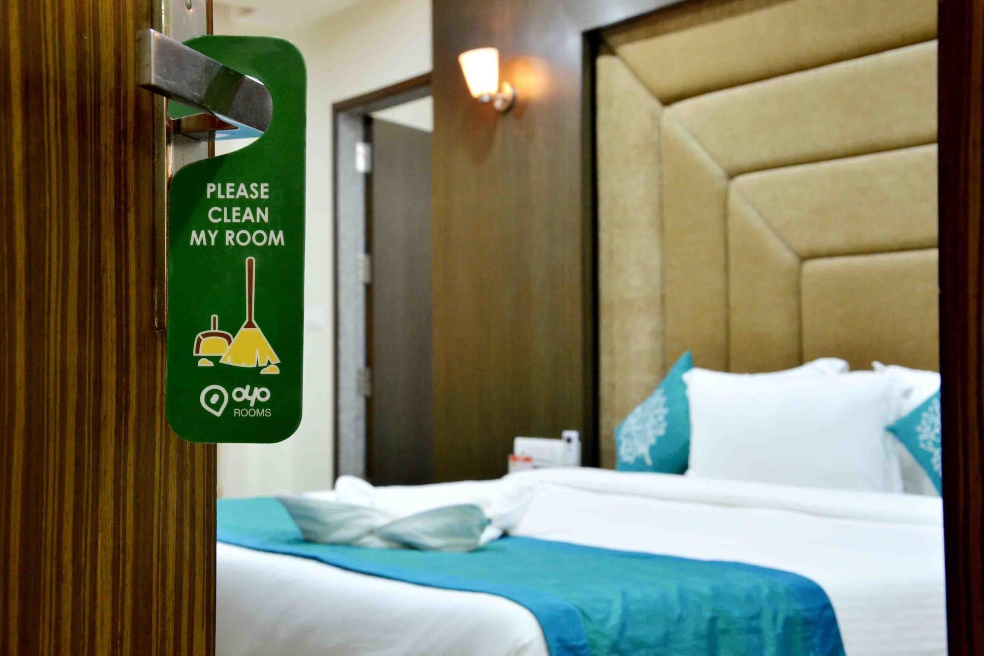 Capital O 1546 The Sensation Hotel Indore Bagian luar foto